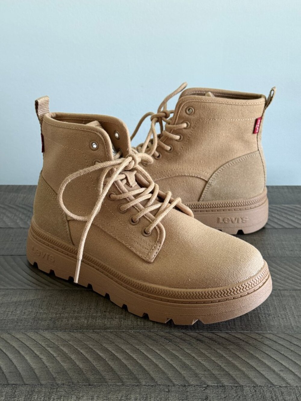 Levi's Women's Canvas Tan Ankle Boot Size 7